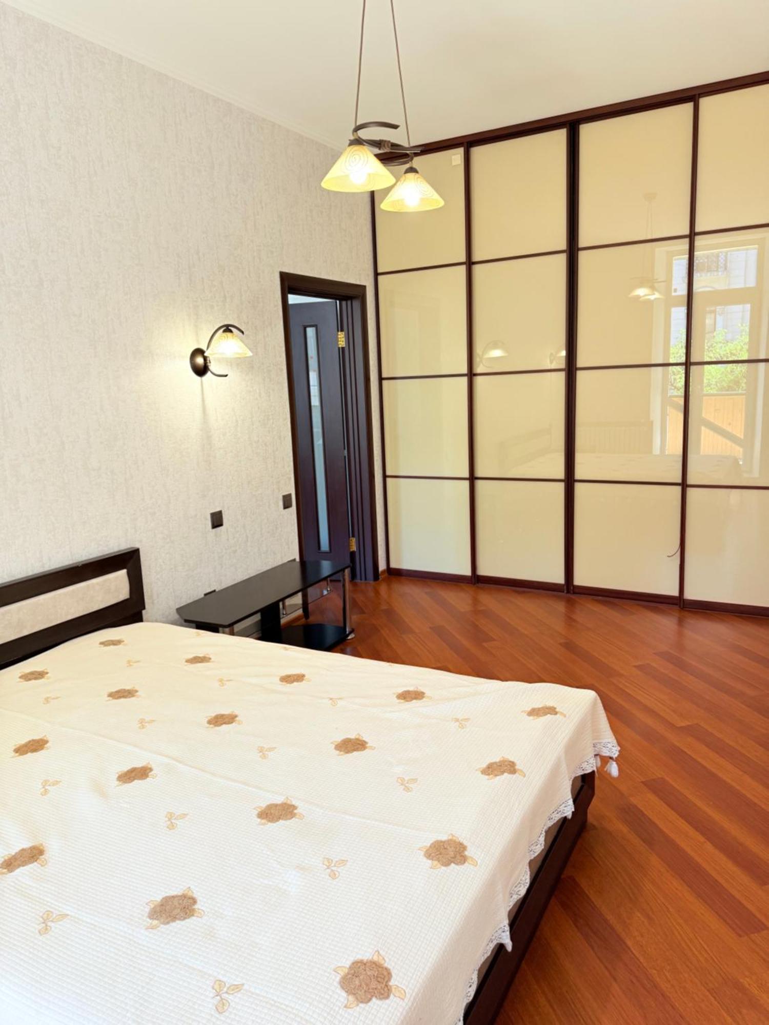 Светлая Квартира Apartamento Odessa Exterior foto